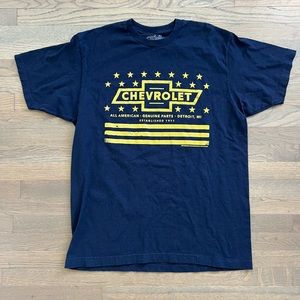 Men’s graphic T-shirt, size large